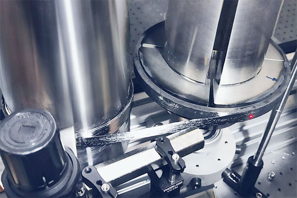 Fraunhofer EMI開(kāi)發(fā)了局部熱解方法，以收回連續(xù)的碳纖維