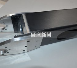 碳纖維機械臂產(chǎn)品的優(yōu)勢表現(xiàn)