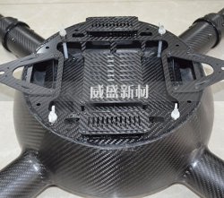 無人機(jī)機(jī)架采用碳纖維材質(zhì)的優(yōu)勢(shì)表現(xiàn)在哪里？