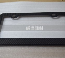 碳纖維車牌框有什么優(yōu)點(diǎn)